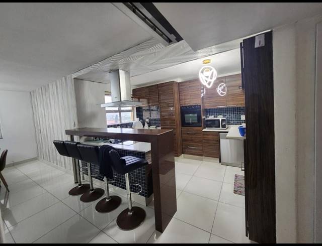 3 BEDROOM APARTMENT FOR SALE IN NORTH BEACH